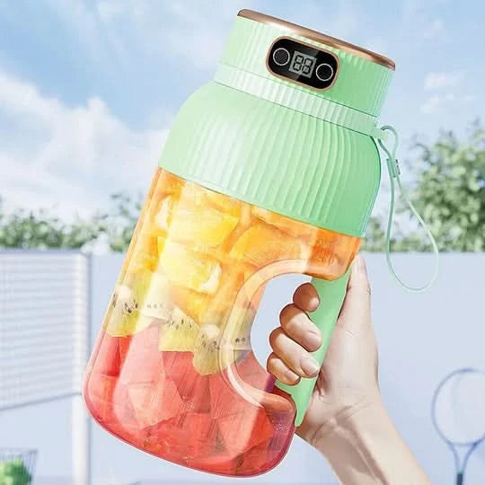 Mobiler Mixer für frischen Saft jederzeit 